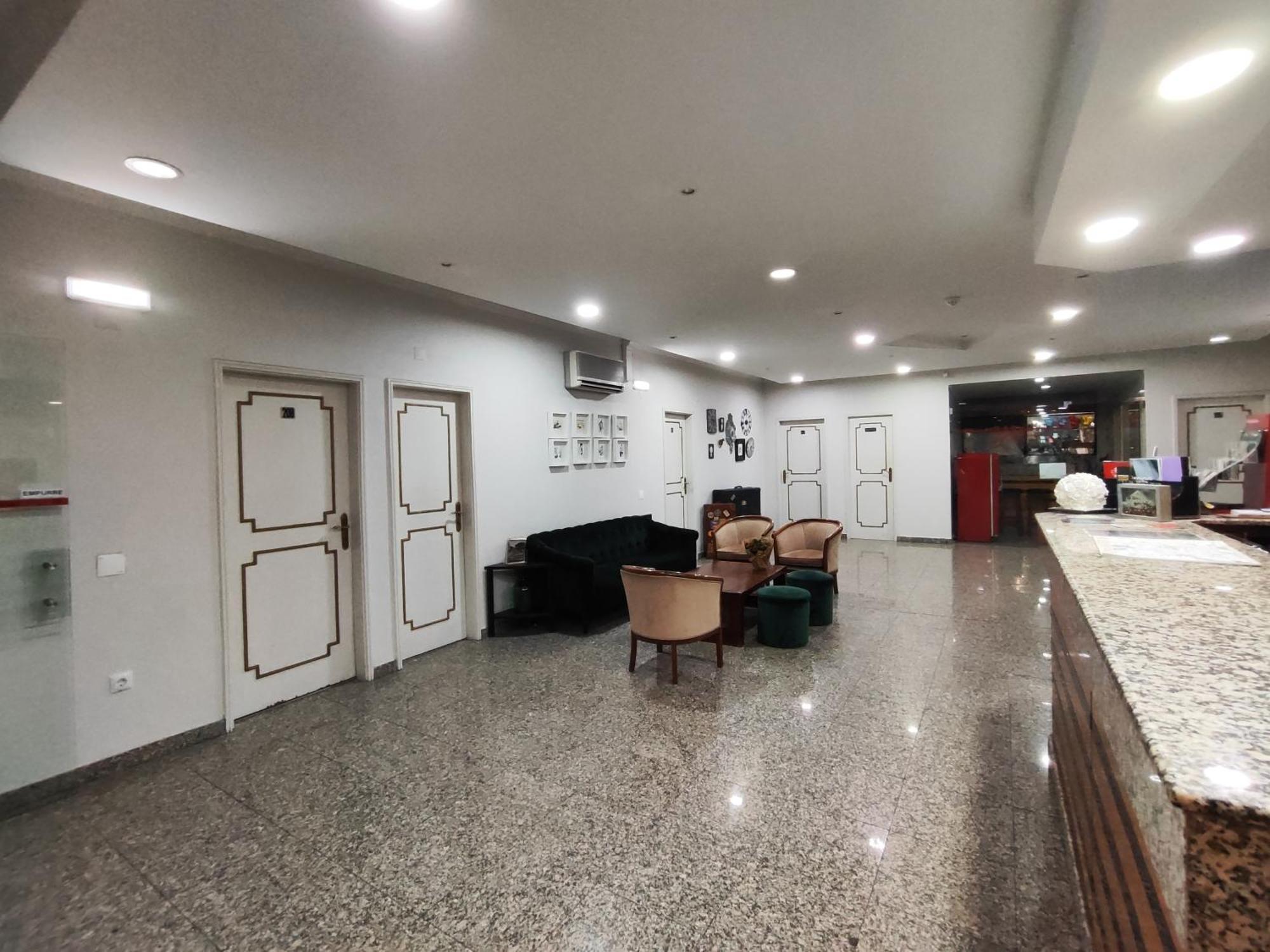 Residencial Centro Comercial Avenida Bragashopping Gasthuis